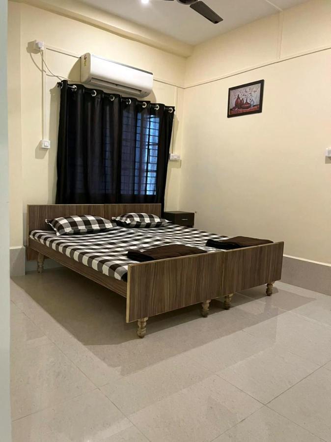 New Bombay Lodge Nagpur Eksteriør billede